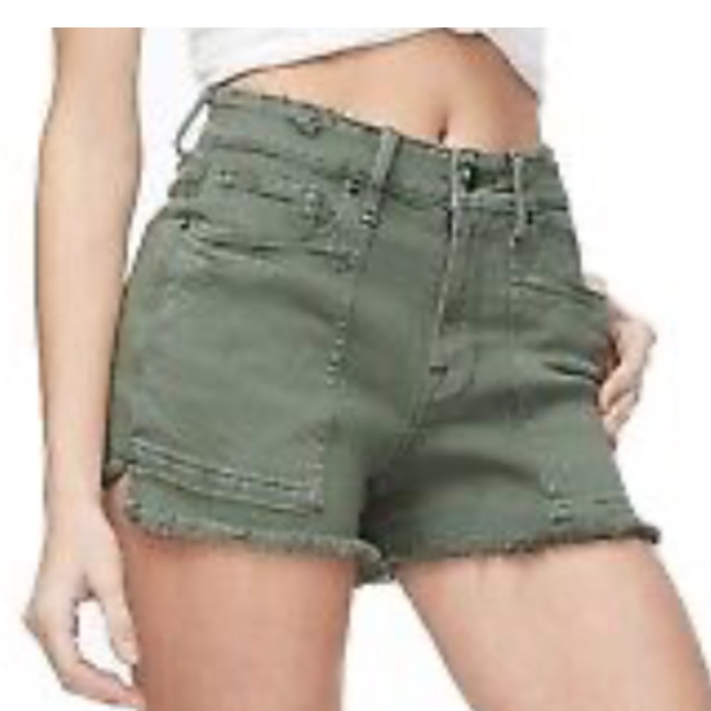 Good American Green High-Waisted Denim Shorts
New size 8/29